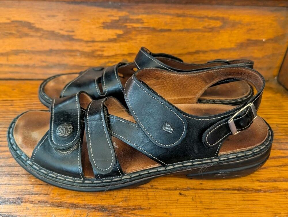 Finn Comfort Gomera Black Leather Adjustable Sandals Womens US 10-10.5, EU 41